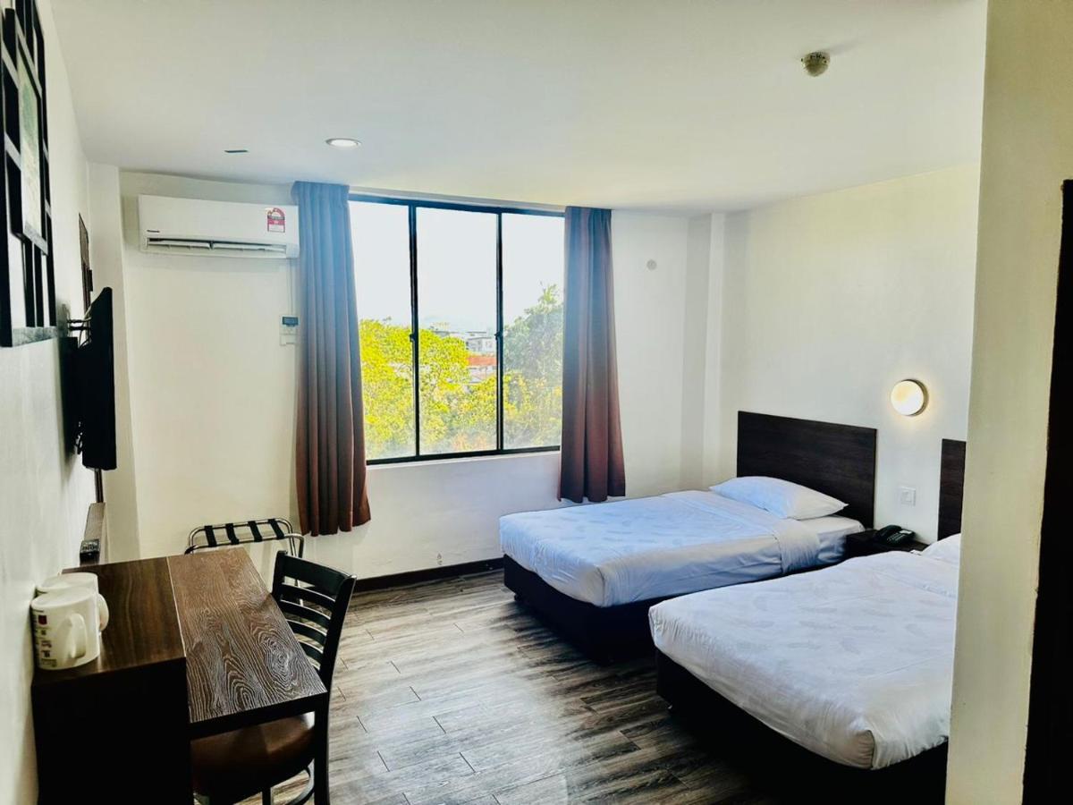 Langkawi Baron Hotel Kuah Kültér fotó