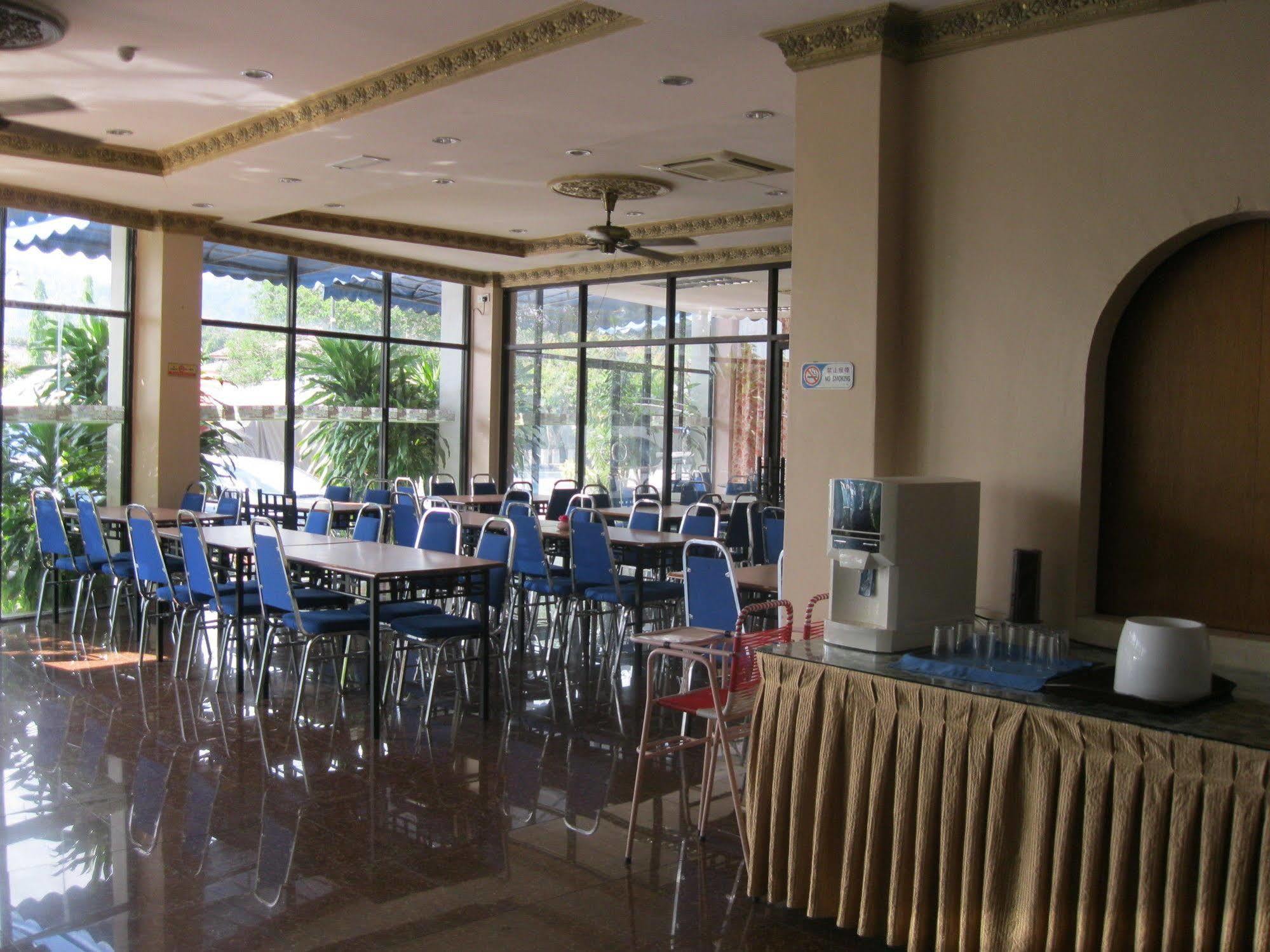 Langkawi Baron Hotel Kuah Kültér fotó